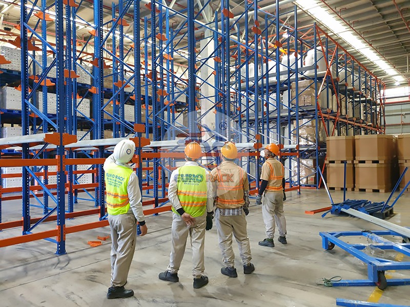 kệ chứa pallet drive in